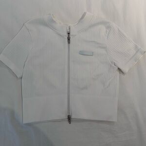 BO&TEE Ribbed short sleeve zip front crop top in white